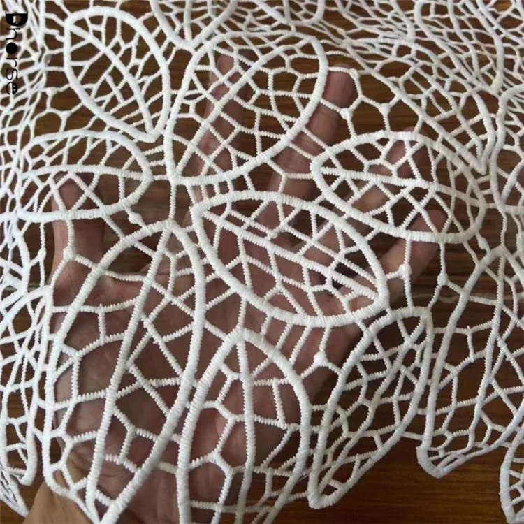 NBEADS Circa 4,37 Metri Nastri da Ricamo A Cuore d'oro, 6cm di Larghezza Adesivo Lace Trim Ferro su Pizzo Fiore Metallico per Cucire Costumi Abiti