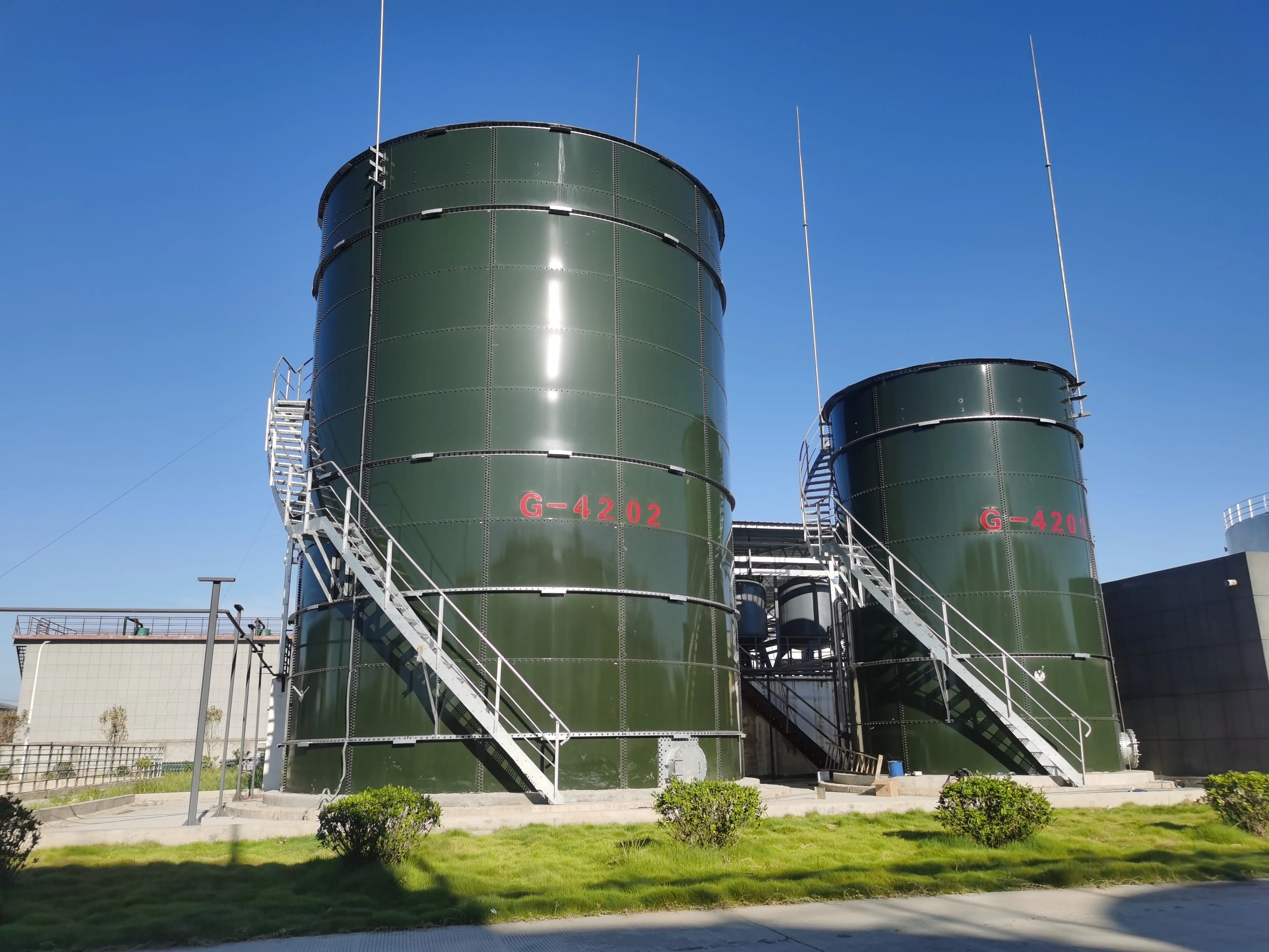 GFS Assembly Biodigester Biogas Plant Turning Human Waste/Livestock Manure&Agriculture Waste Into Cooking Gas and Electricity