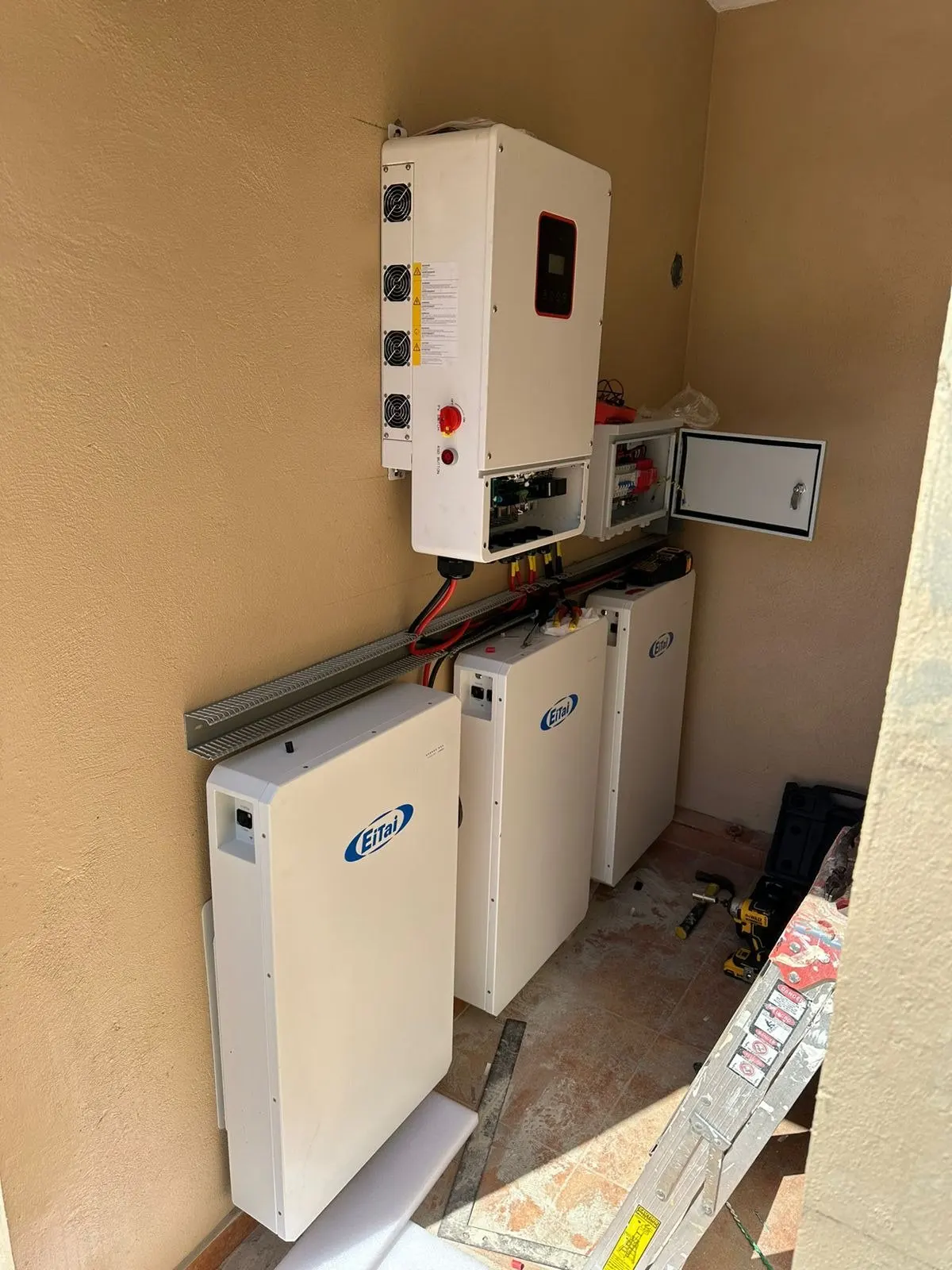 Megarevo Fast Delivery 10kw Onduleur Solaire Hybride 10kva 48v Split ...