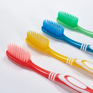 Wholesale Customizable Adult Toothbrushes with Soft Anti-Slip Handles Biodegradable Household Plastic Toothbrushes