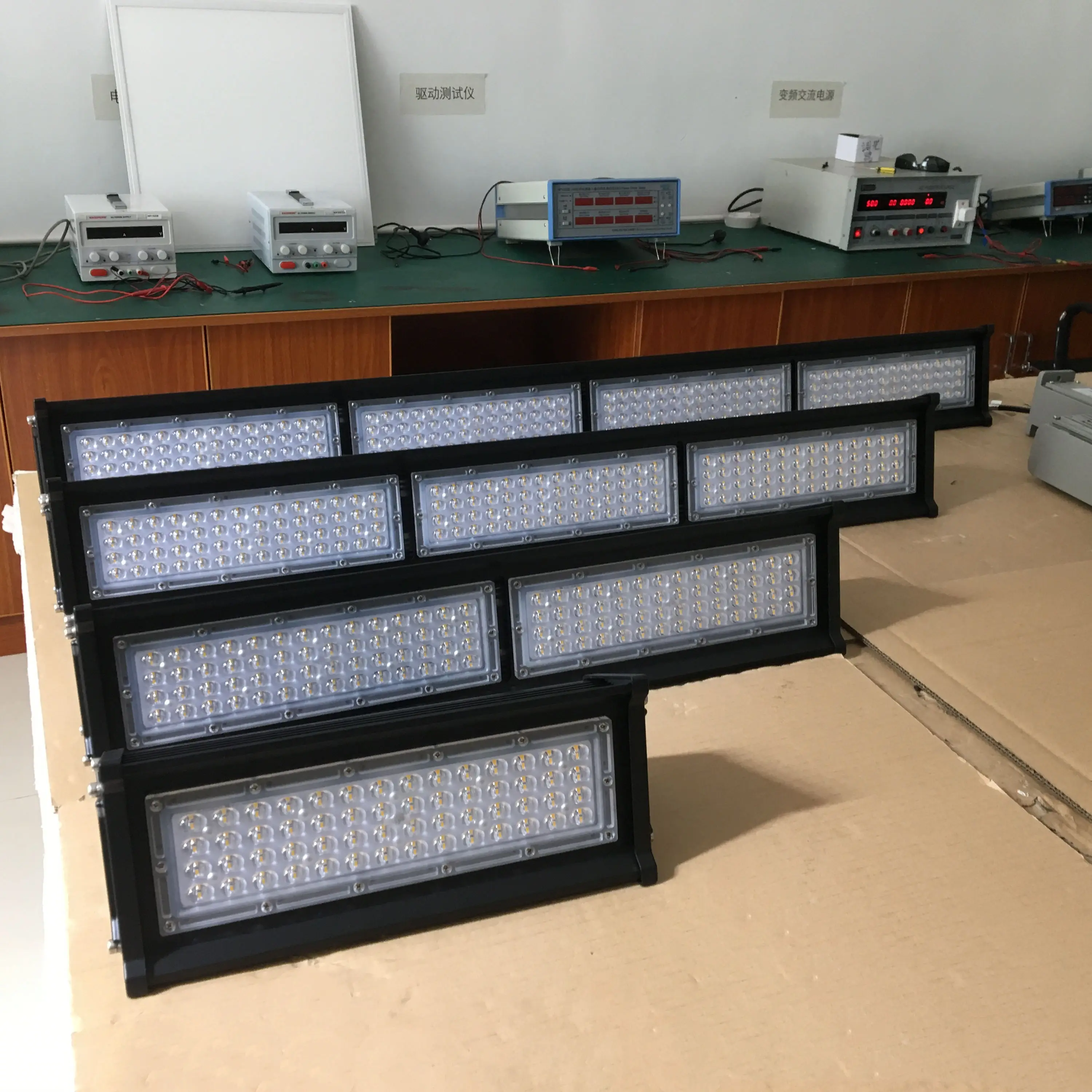 Factory Direct LED Linear High Bay Light 60W 120W 150W 200W Waterproof IP65 Industrial High Bay Warehouse LED Light with Sensor