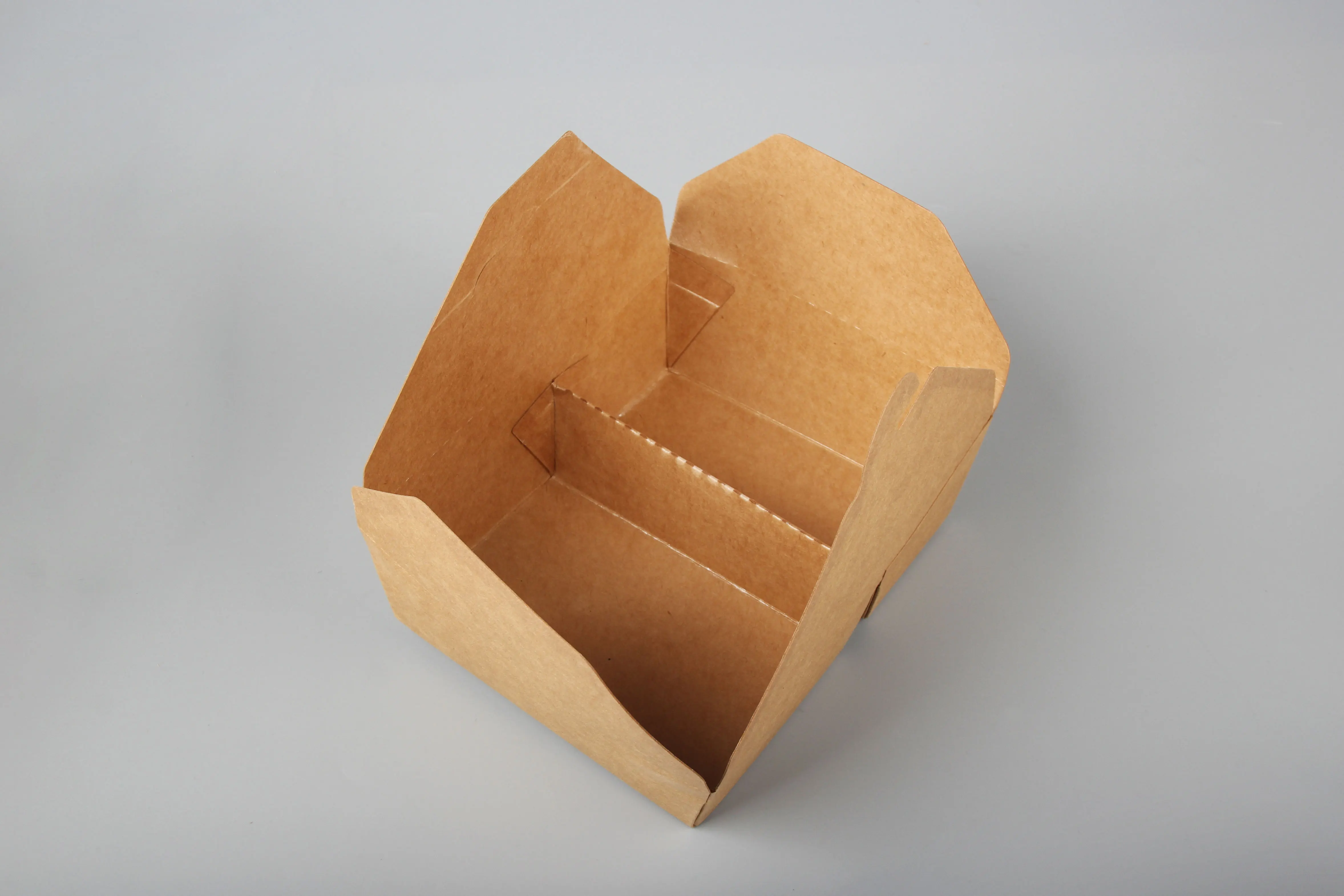Biodegradable Kraft Paper Togo Lunch Box 26oz 30oz Three Five Compartments Sandwich Cake Packaging Takeaway Box manufacture