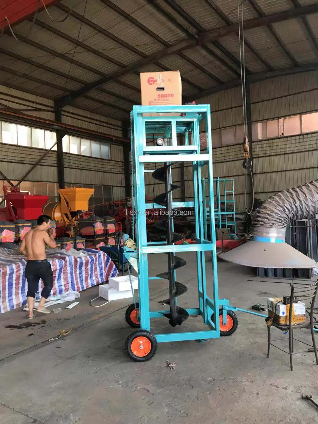 Convenient Digging Machine for Electric Pole Construction /Hard Soil Portable Gasoline Ground Drilling Rig