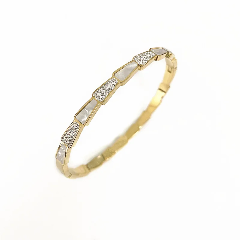80-150pcs each kg sell by weight new exquisite high-grade non-fading titanium steel bracelet bulk jewelry mix and random