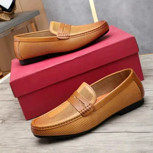 Wholesale Summer New Top Layer Cowhide Loafers Men Soft Bottom Breathable Shoes for Men Casual Slip-On Office Party Men Shoes