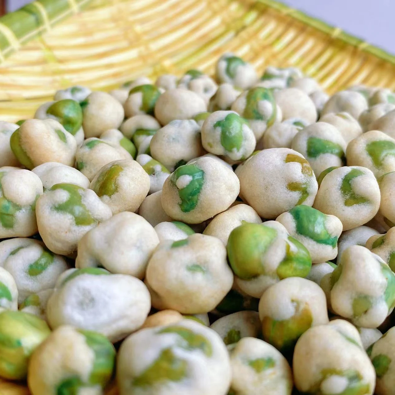 Healthy Snack Delight: White Coated Green Peas - Premium Korean Snack Choice