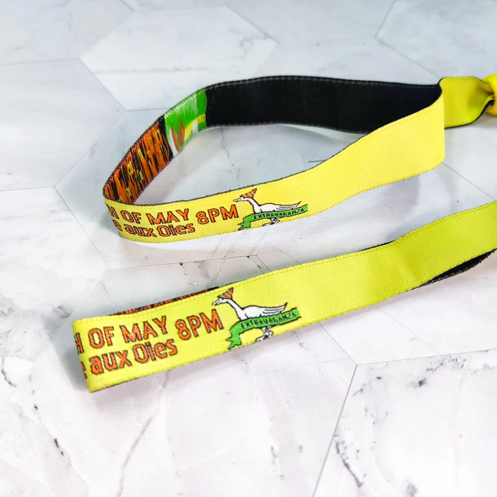 Free Design Plastic Tube Slide Lock Custom Woven Cloth Wristband for Events