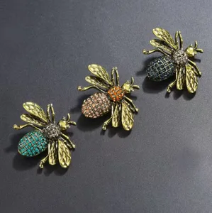 Vintage Little Bee Shape Brooch Pin Women's Bling Colorful Rhinestone Crystal Jewelry Party or Wedding Gift