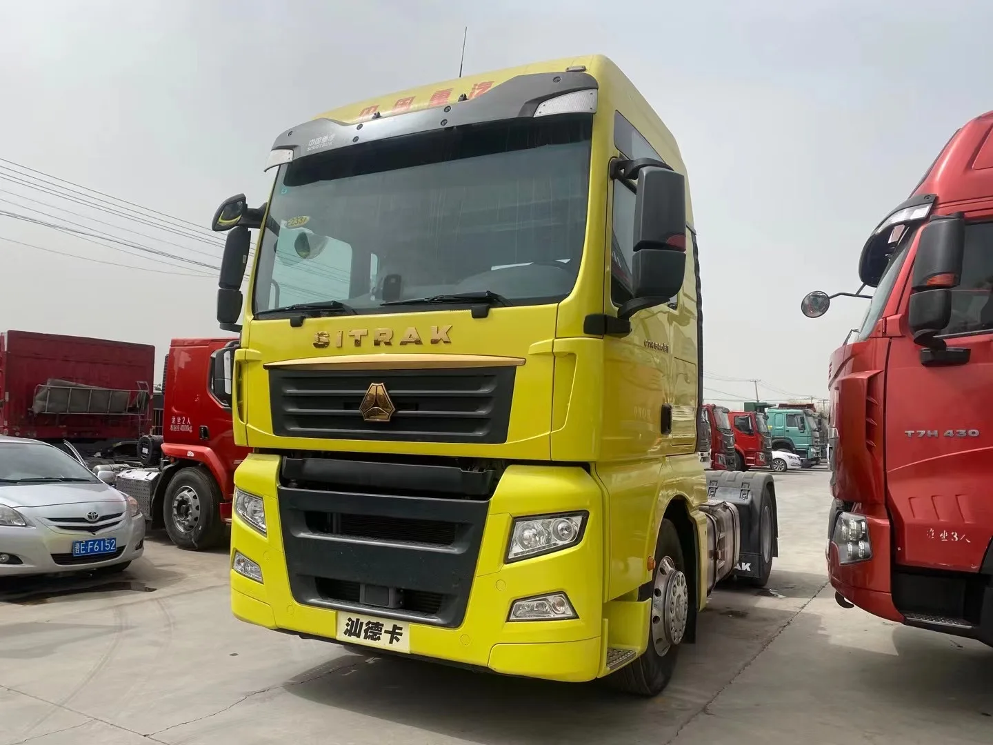 Truck Tractor Unit Brand New Euro 5 Tractor Truck 480hp Sinotruk Sitrak ...