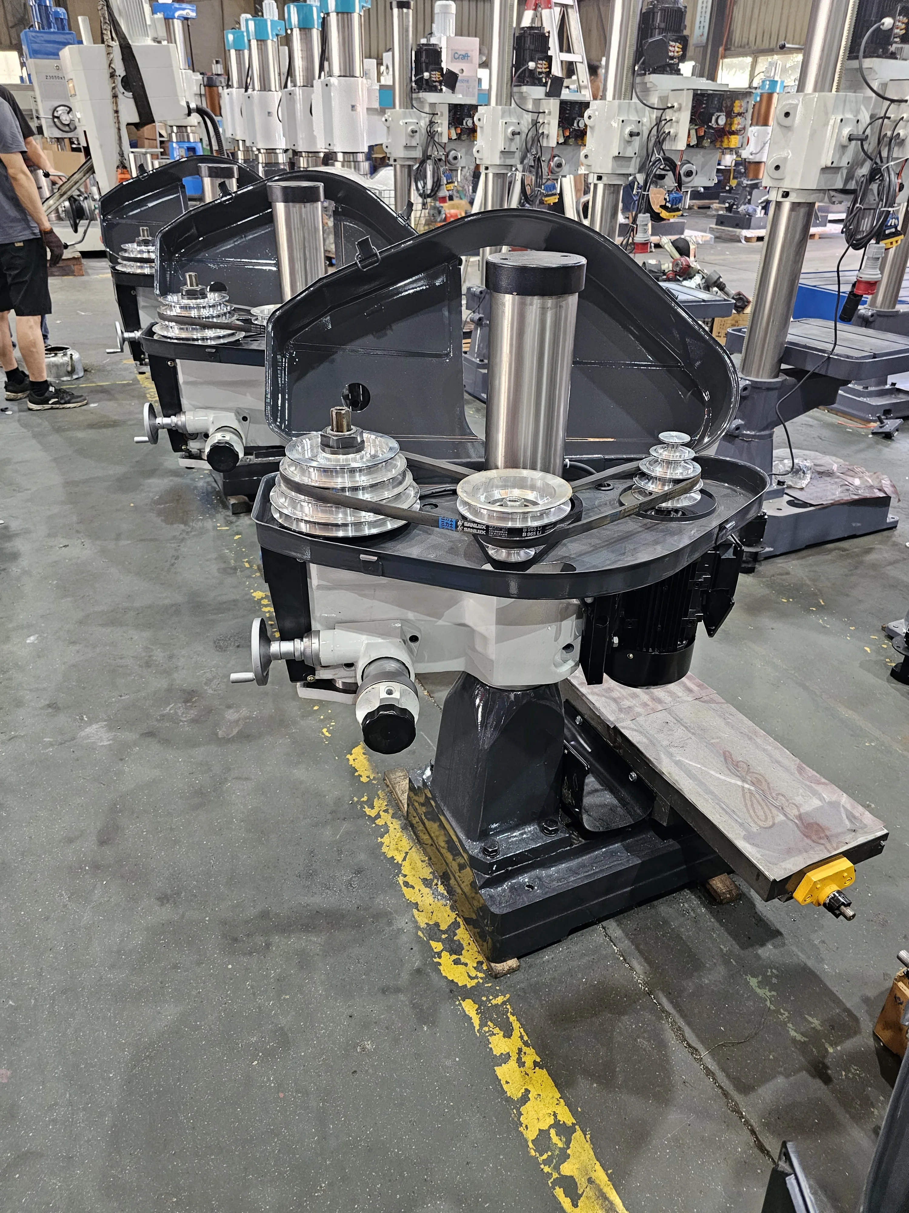 ZX30 Manual Milling Drilling Machine - Versatile & Durable