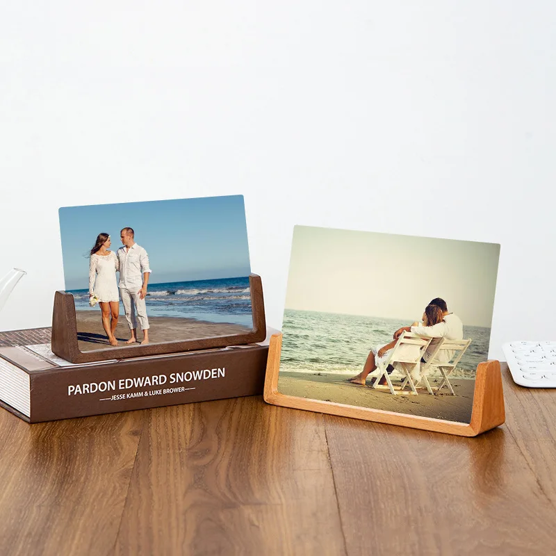 Wholesale Creative Wooden Photo Frame Table Display Custom Solid Wood Photo Frame Stand for Living Room manufacture