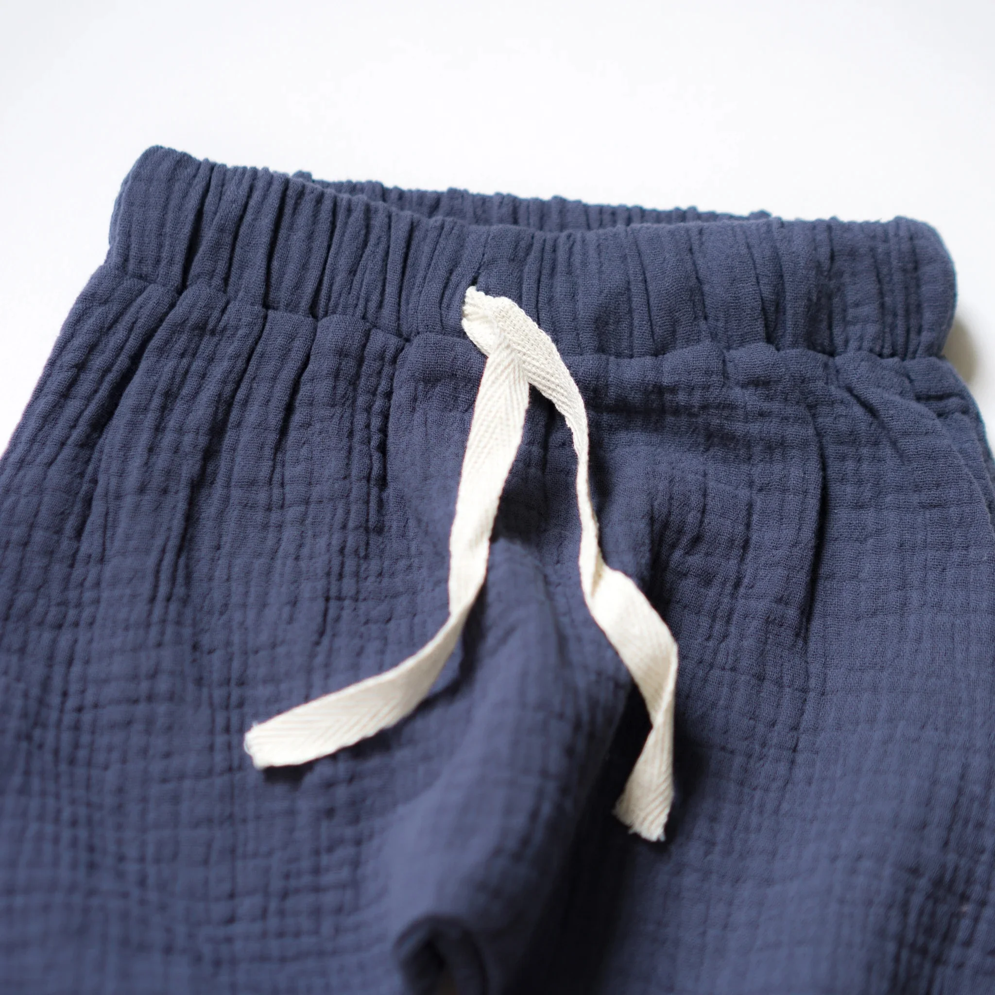 Детские спортивные штаны из органического