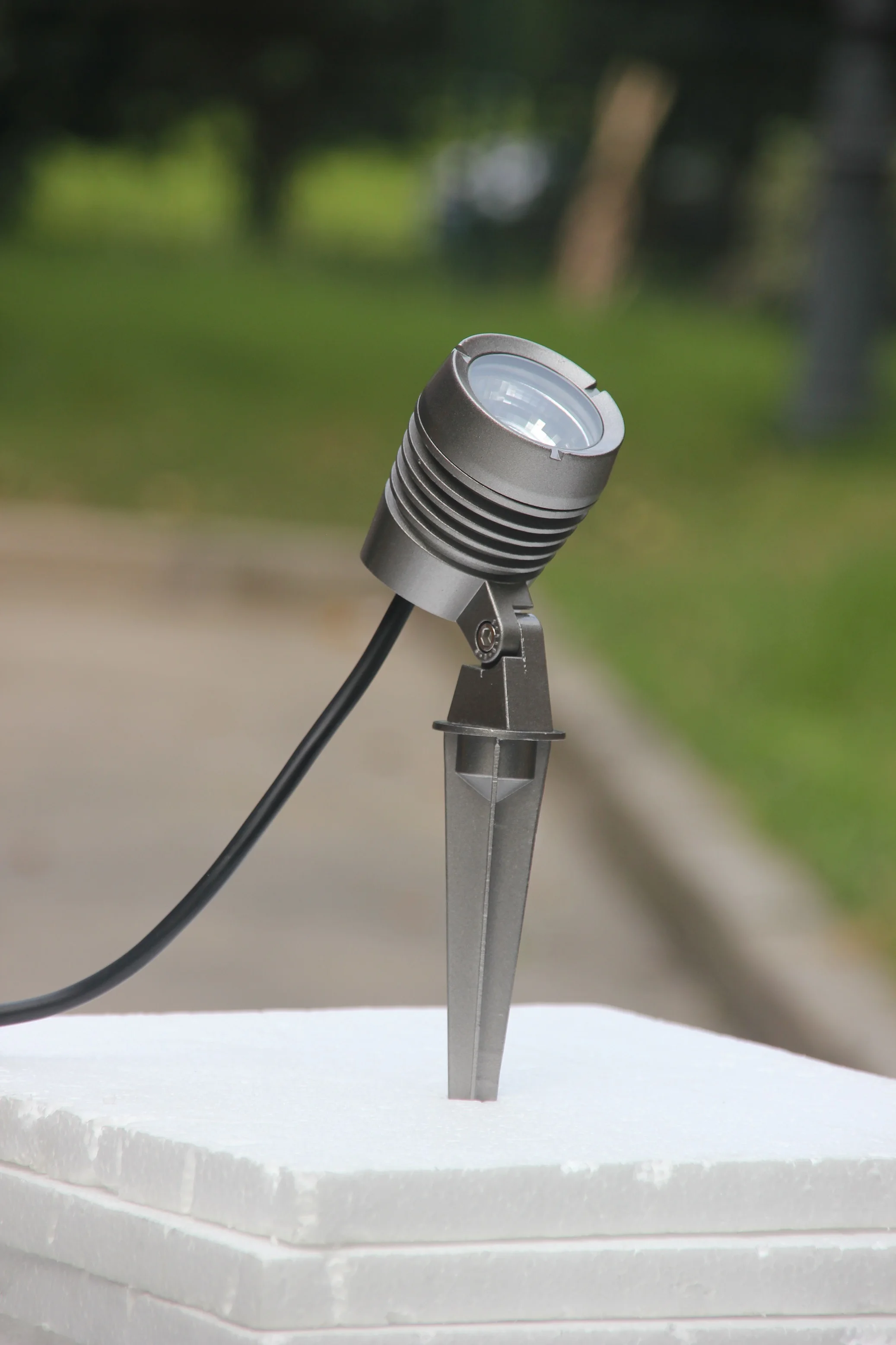 
 Ip65 led газон свет литой алюминиевый наружный светодиодный Спайк свет  