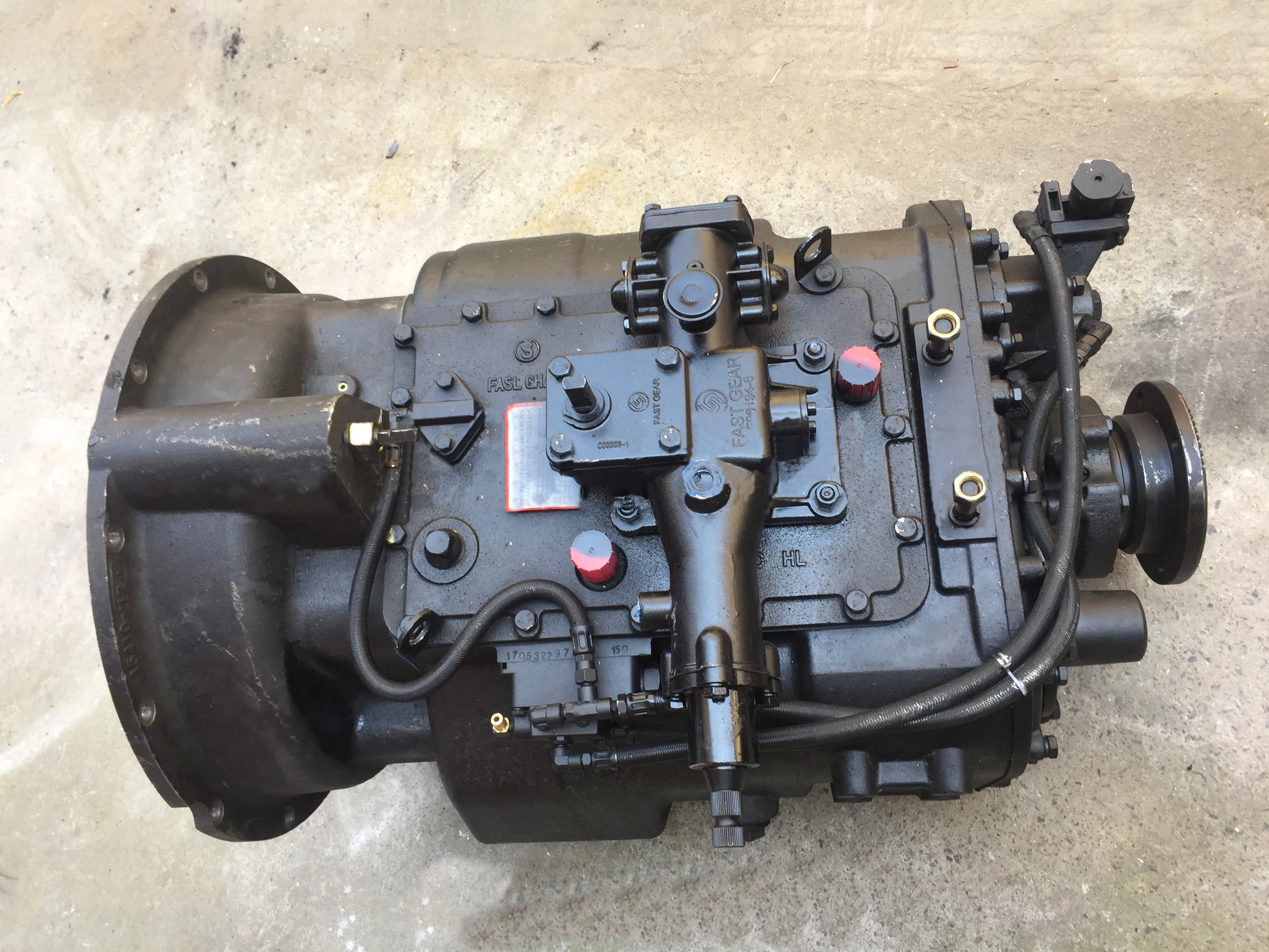 Direct Order Price SHACMAN12JSD200TA Fast Gearbox Steel Transmission Assembly Dump Truck  Truck Spare Parts Standard Size