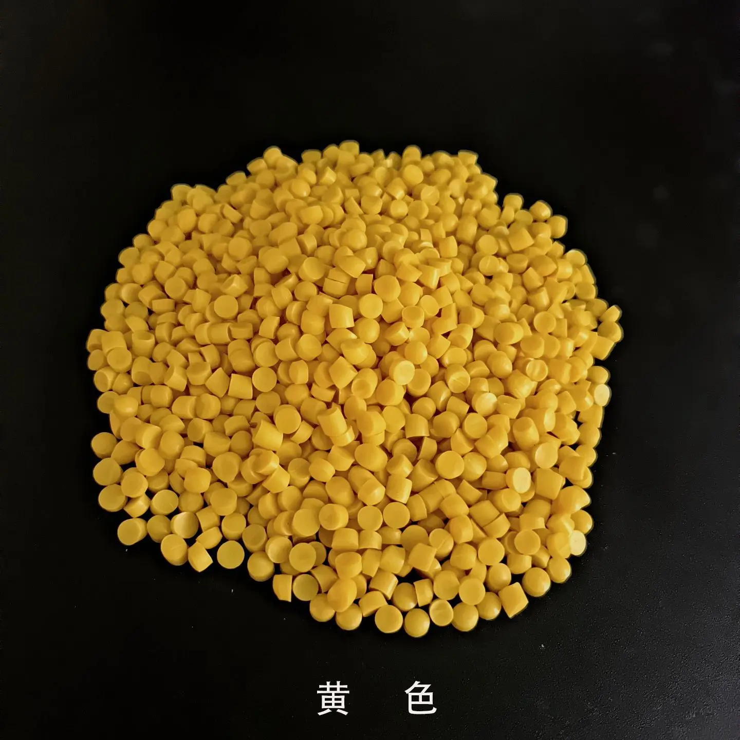 ready shipment stock  white Virgin Crystal Raw Material Soft PVC Plastic Granules Price Polyvinyl Chloride compound injection