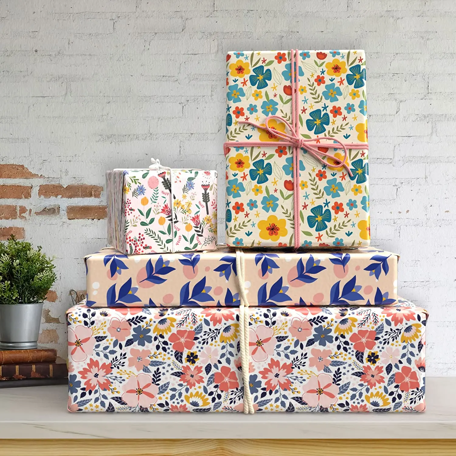Custom 80gsm Gift Wrapping Paper Packaging Paper With Customized Size Christmas Gift Packaging