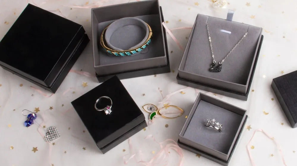 Luxury White Pink Custom Logo Ring Boxes Jewellery Packaging Paper