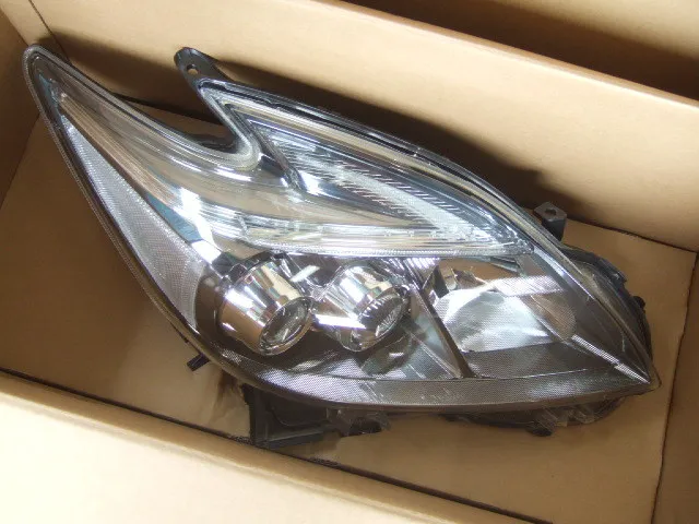 トヨタ プリウス 30系 ZVW30 ヘッドライト 新品 4000Lm 6000K 25W