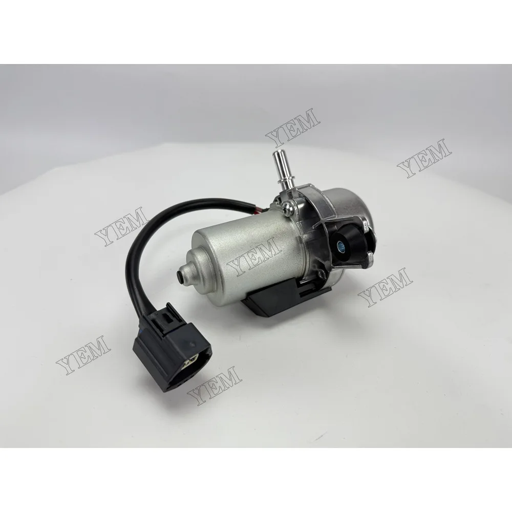 For Volvo XC90 Booster Pump 9428081 Engine Spare Parts 2