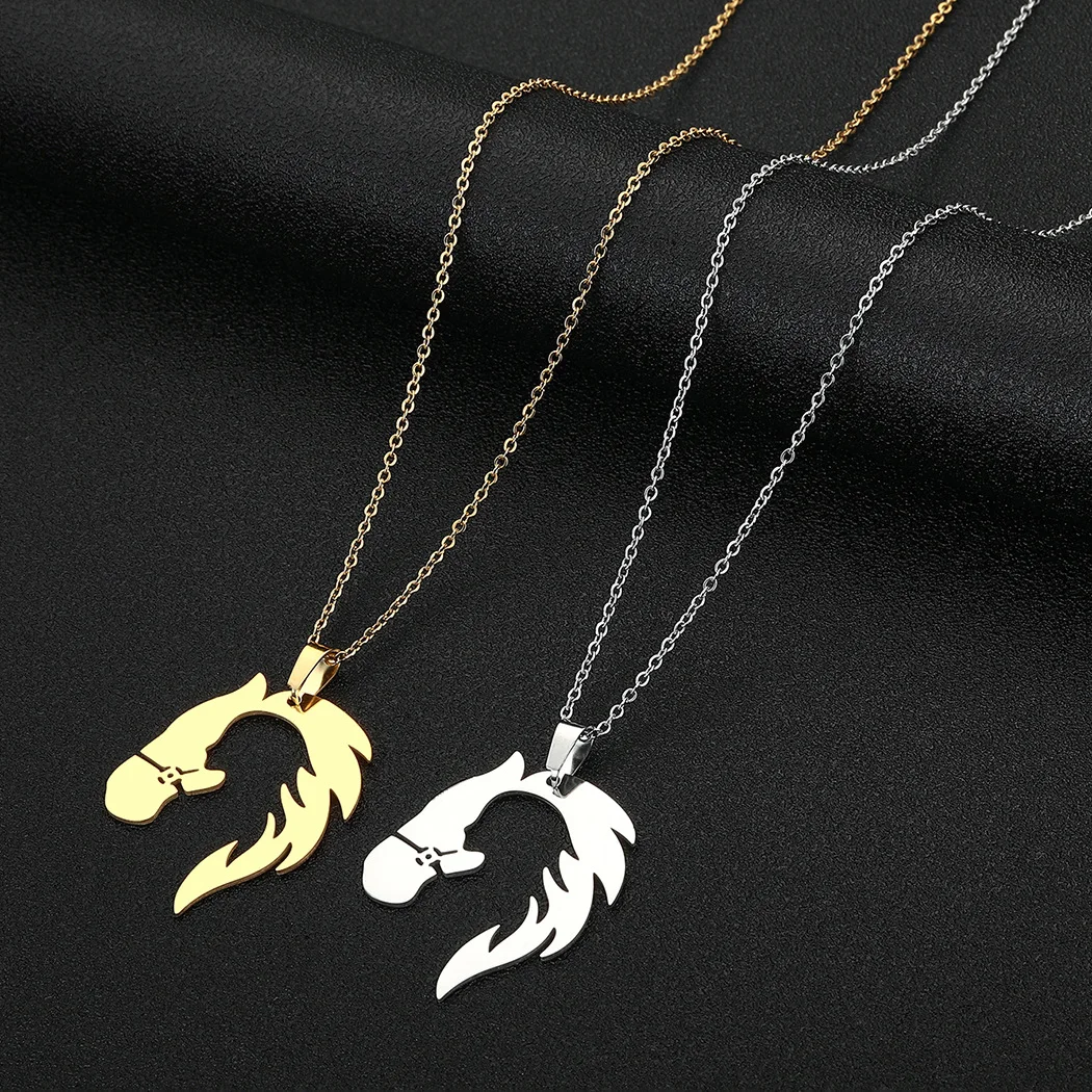 TEAMER Collana Con Ciondolo Testa Di Cavallo - Acciaio Inossidabile, Design Minimalista, Regalo Per Amanti Dei Cavalli