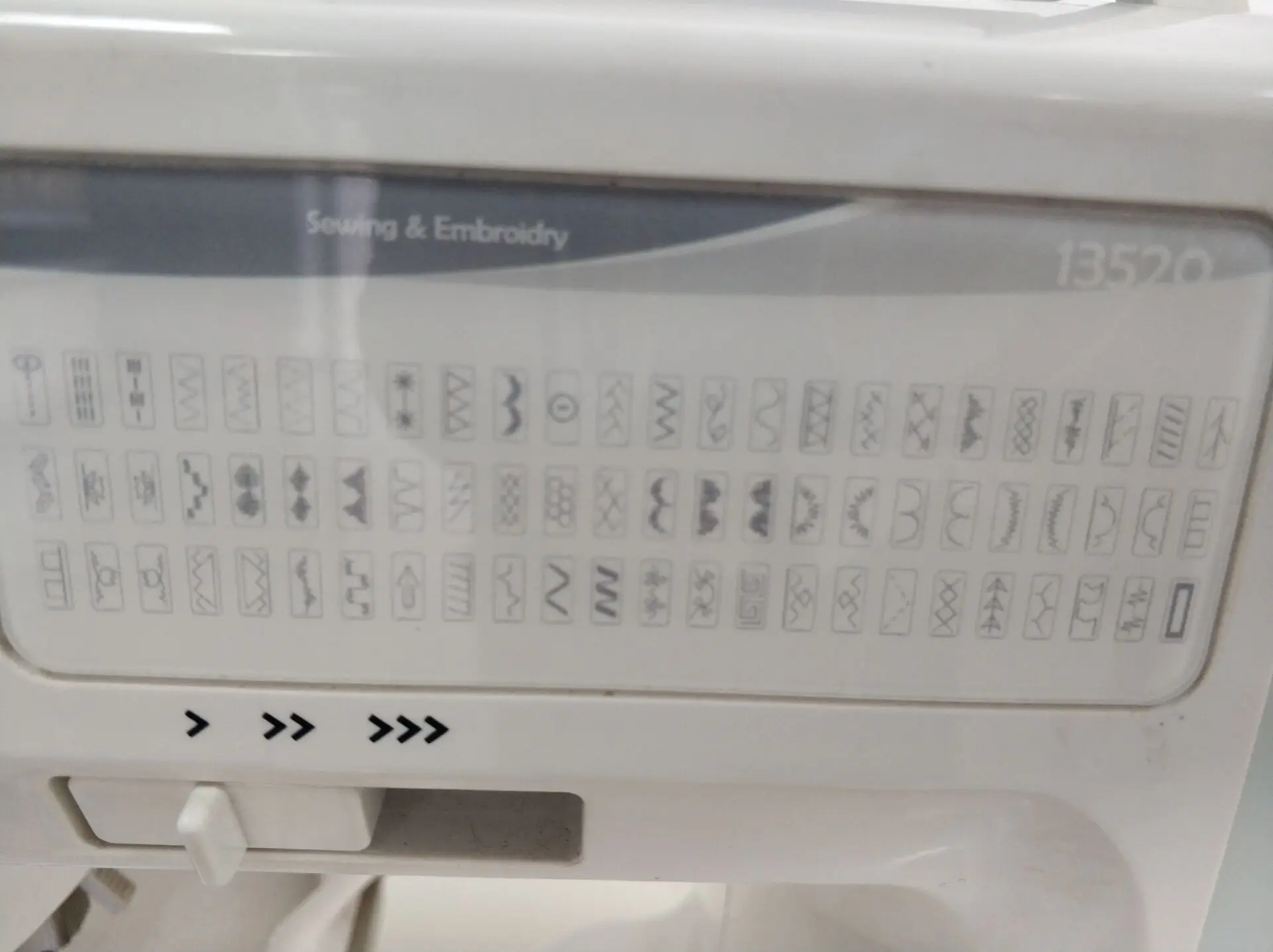 Mini Towel Embroidery Machine Diaper Sewing Machine RN-13520 Household Embroidery Flat Embroidery Machine