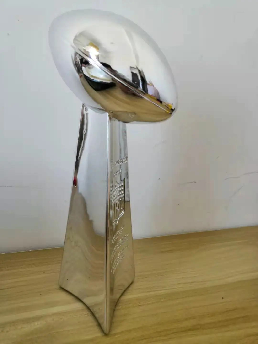 Philadelphia Eagles Vince Lombardi Super Bowl replica trophy 10cm