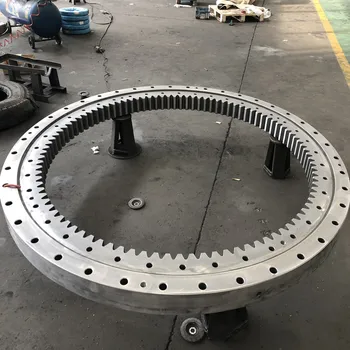 132.50.4500 three row roller Slewing Bearing with external gear for Shipboard Crane
