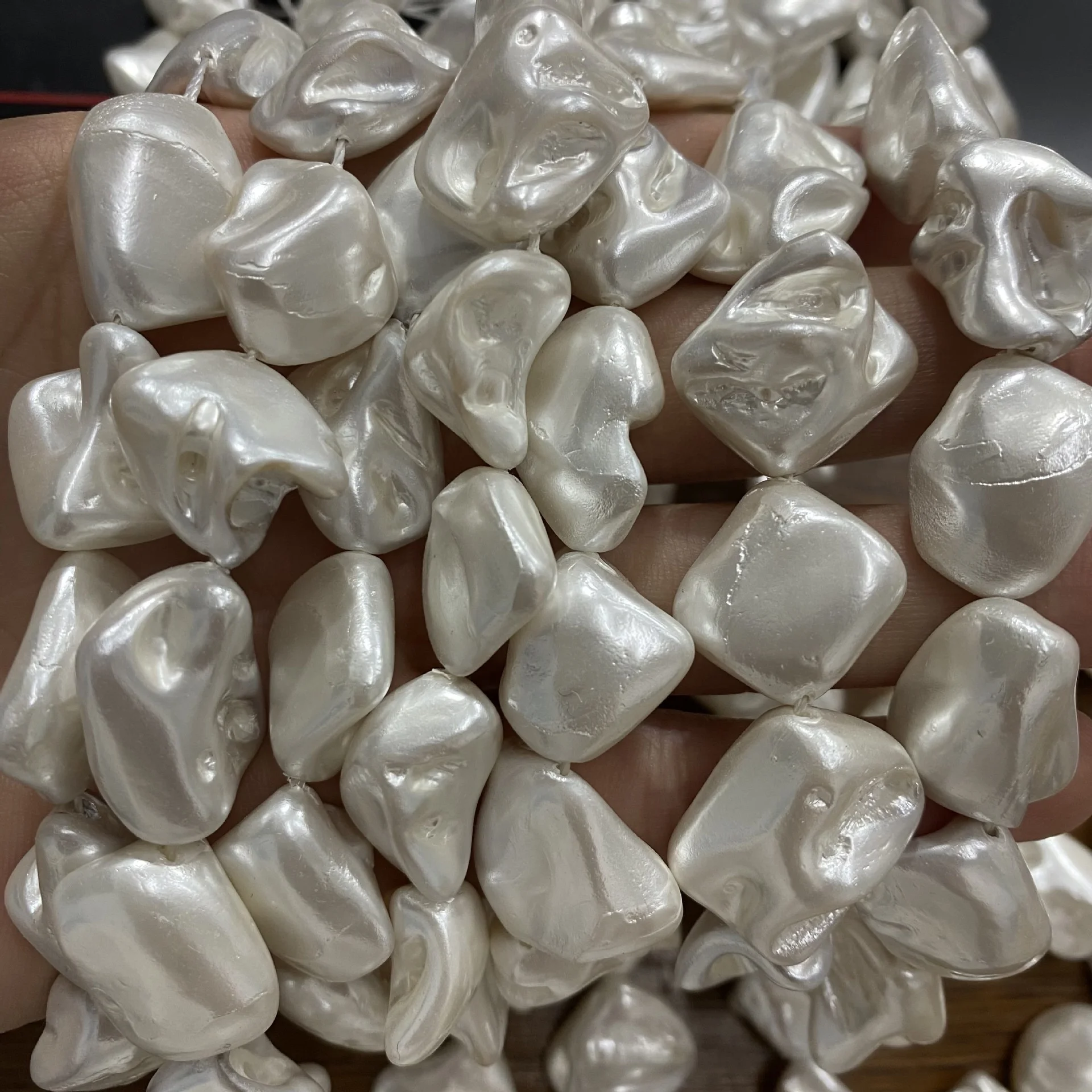 Natural Shell Round square Baroque Shaped Pearl Big Size Pearl