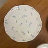 Mano pellizco placa de 8 pulgadas-azul pequeño floral