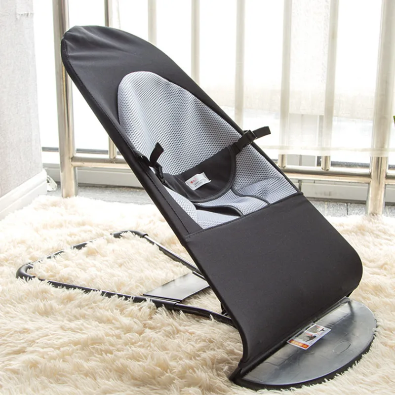 Wholesale Luxury Dog Bed Rattan Foldable Multi Purpose Mobile Dog Bed