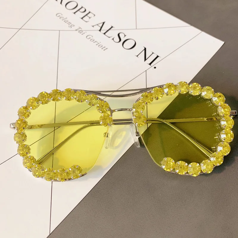 Hot sale 2021 fashion handmade party round blue lens diamond rhinestone trimmed sunglasses women 1793