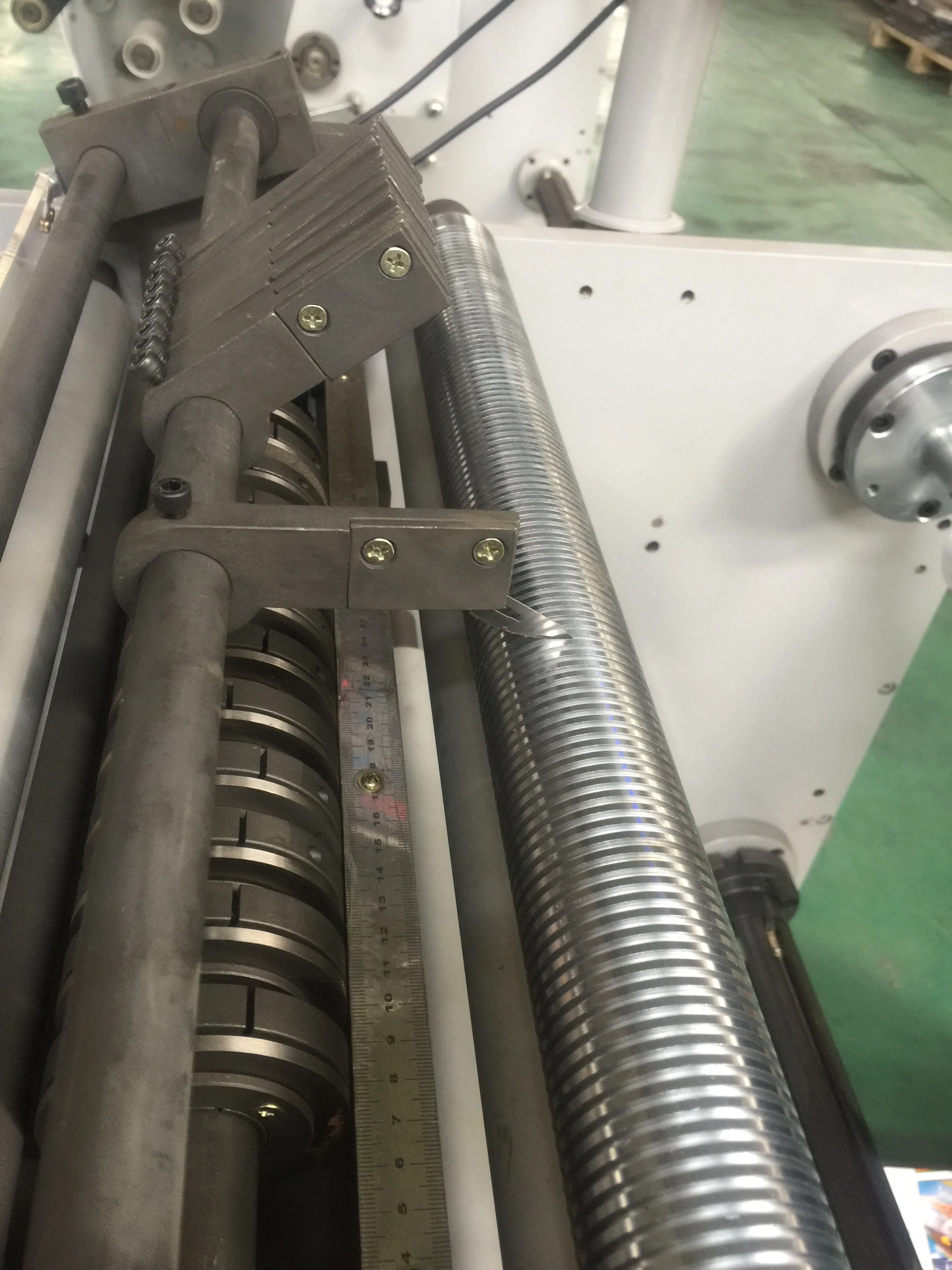 Weigang Thermal Slitting Rewinding Machine with High Speed in Wenzhou