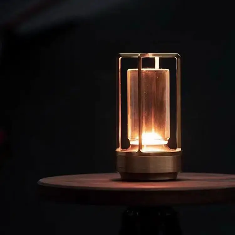 Restaurant Decorative Cordless Table Lamp Modern Luxury Rechargeable Portable Table Lamp Led Lantern