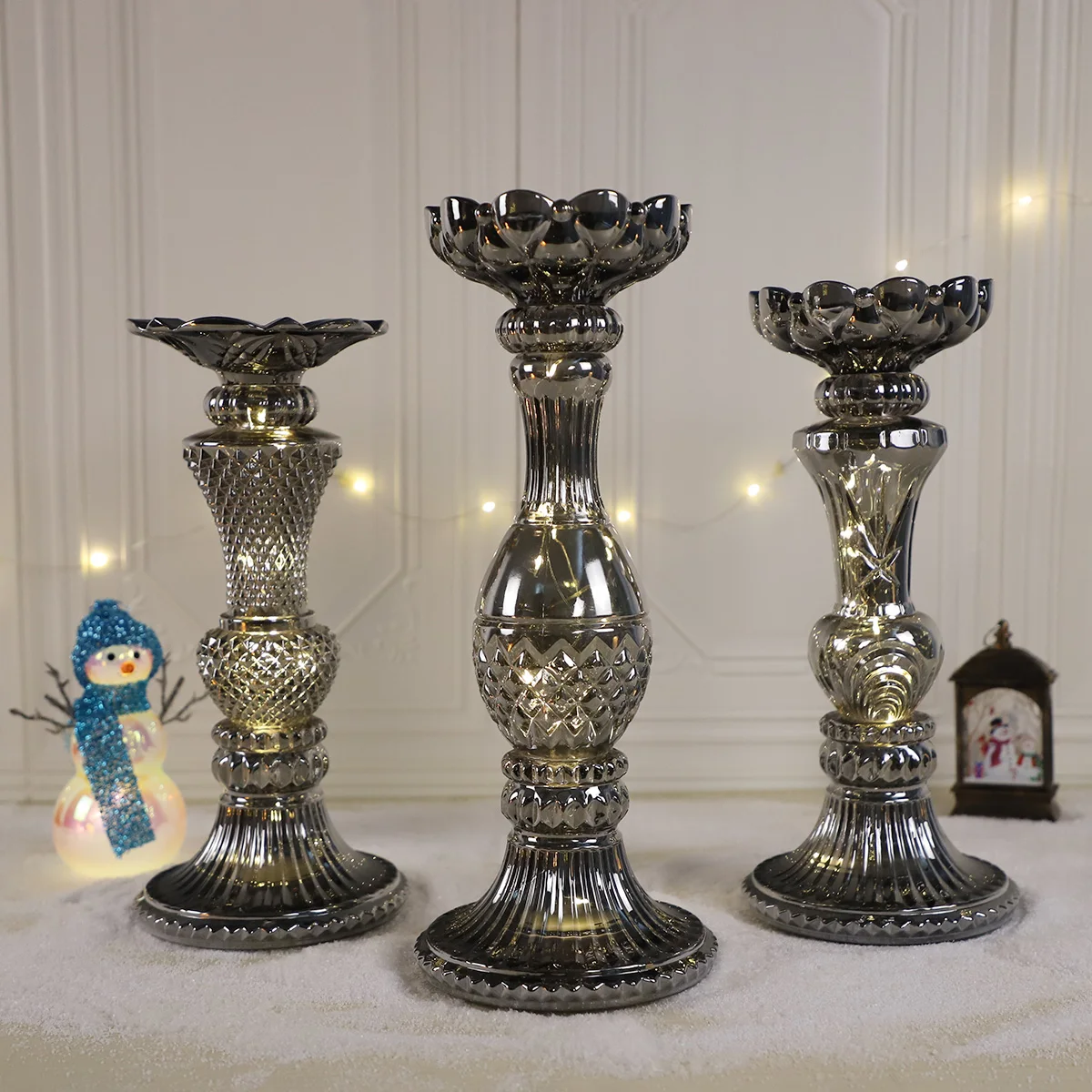 Vintage luxury home decoration tabletop tall long stem pillar clear gold ribbed glass taper candle stand stick holder set of 3 factory