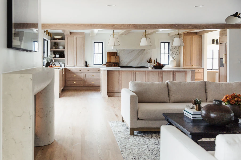 2025 Vermont New Customized Color Design Oak Cherry Solid Wood Kitchen Cabinets Contemporary Wooden Kitchen Cabinets for Indoor