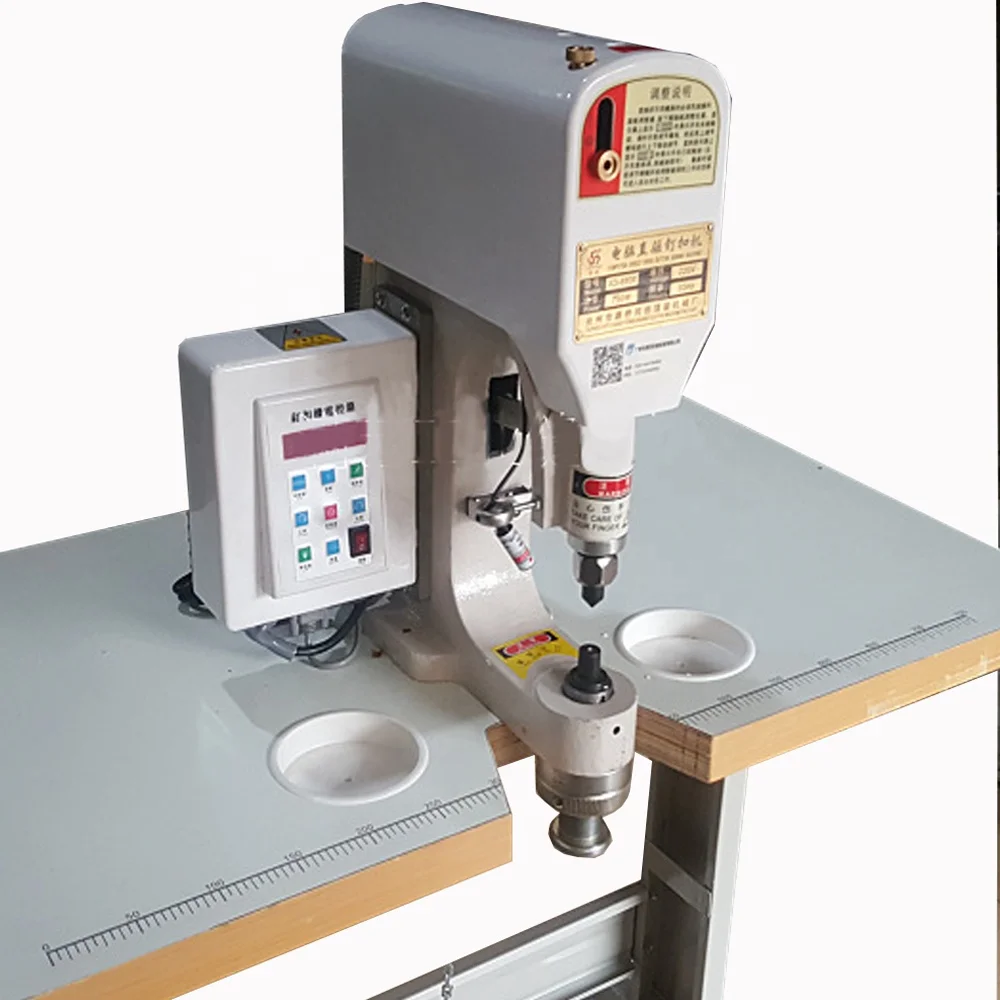 Automatic Curtain Eyelet Button Hole Punching Machine Pneumatic Shoe Eyelet Sewing Attaching Machine
