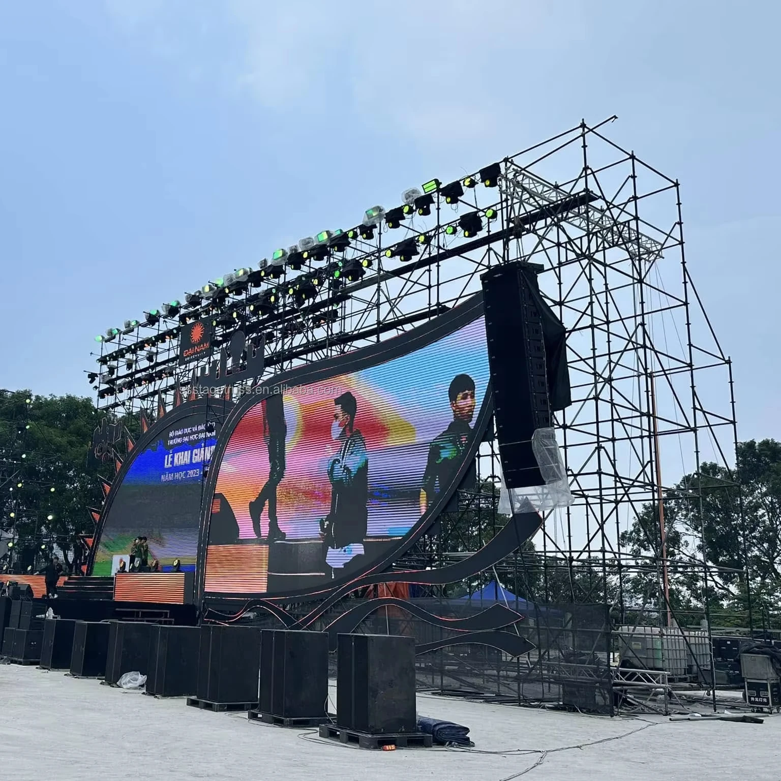 Layer Truss Rhea Stage for Event Lighting Display Concert Show Background Truss Speaker Hanging Stand