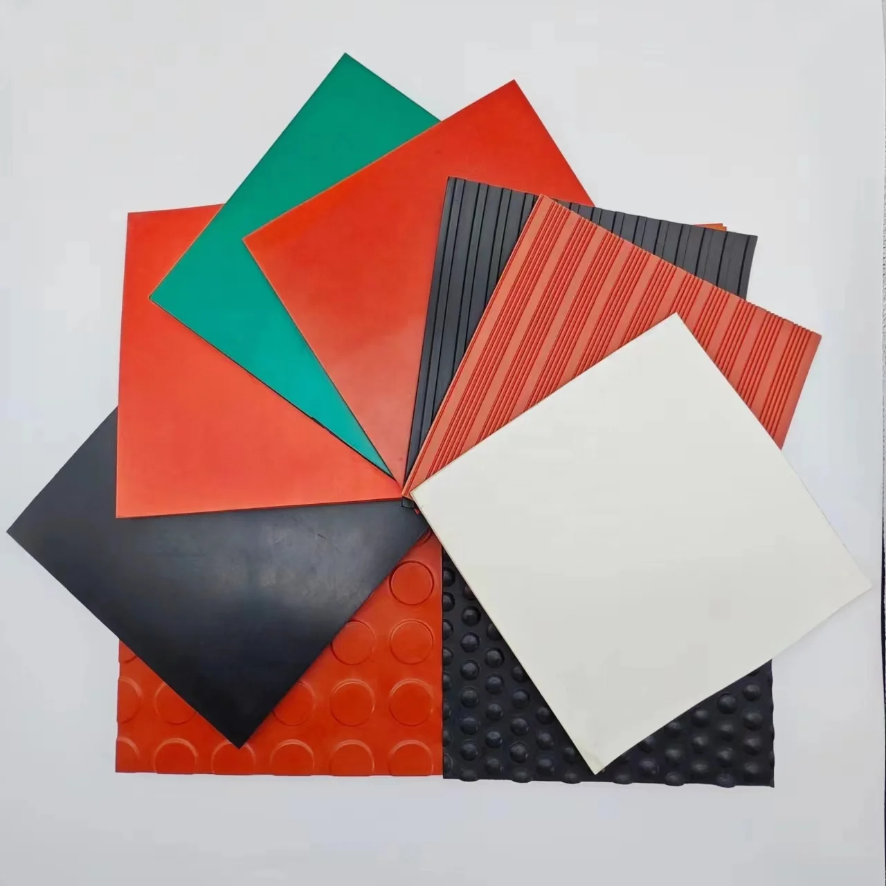 Red Antislip Rubber Sheet Waterproof Striped Flooring Mats Corrugated