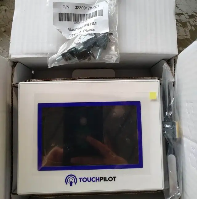 Refrigeration Compressor Chiller Spare Parts Display Screen OOPSG001652200A