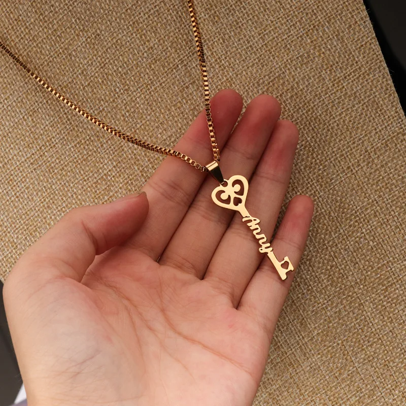 Custom Personalized Stainless Steel Key Design Name Pendant Necklace Fashion Accessory