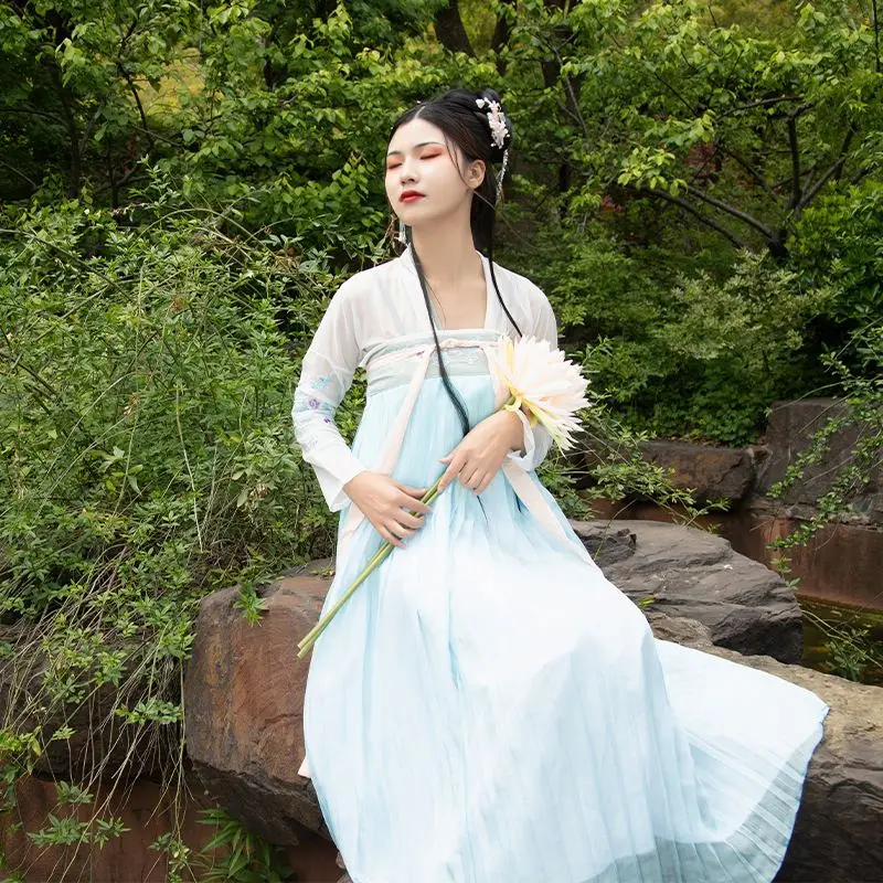 dinasty ancient beautiful fairy	blue traditional Customized embroidered hanfu traditional