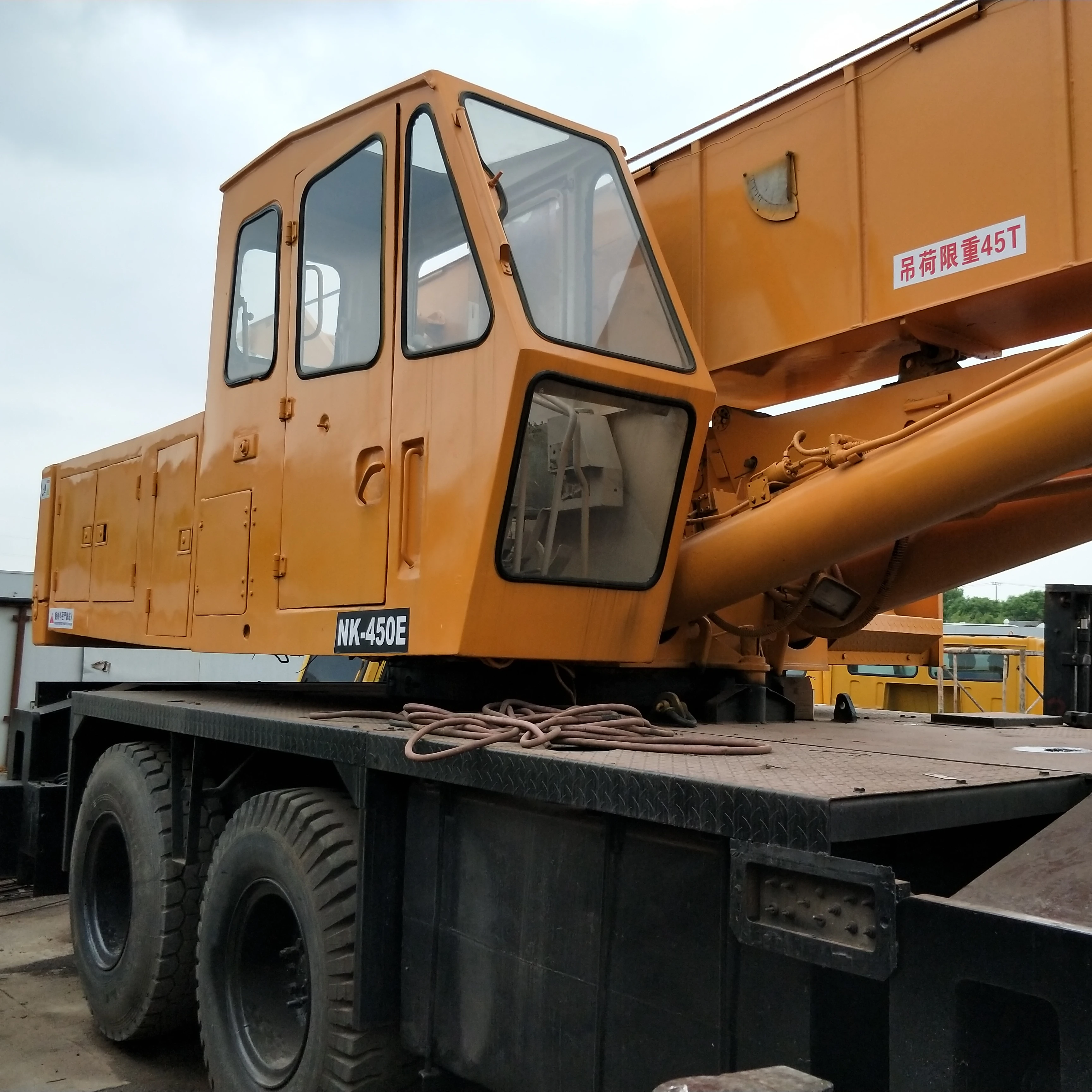 优质二手加藤nk-450b汽车起重机/45吨移动式起重机出售