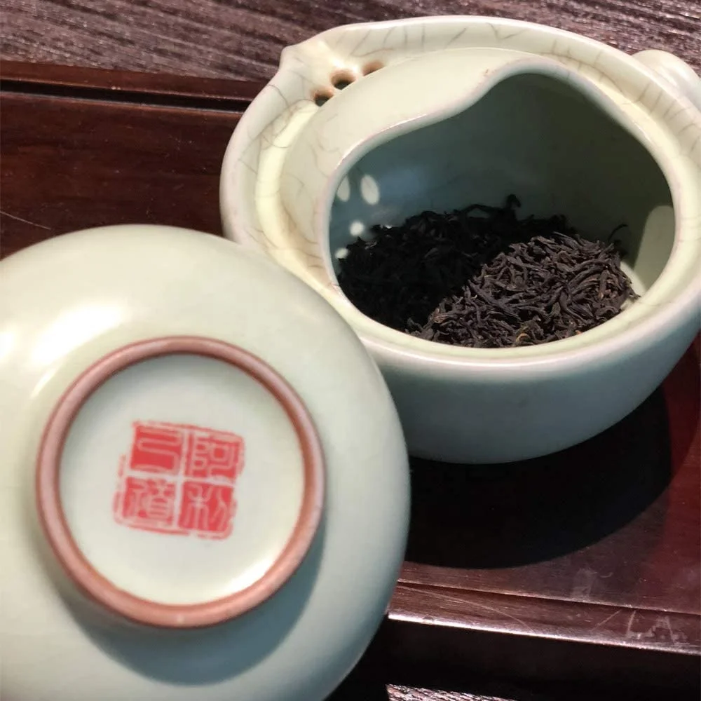 Ceramic Stackable Teapot and Cup in One Set for Travel Tea Set With Gift Bag Packing