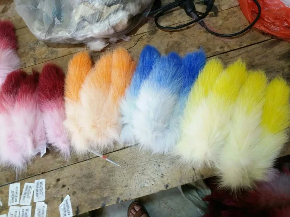 Пушистый меховой брелок с подвеской из натурального меха лисы