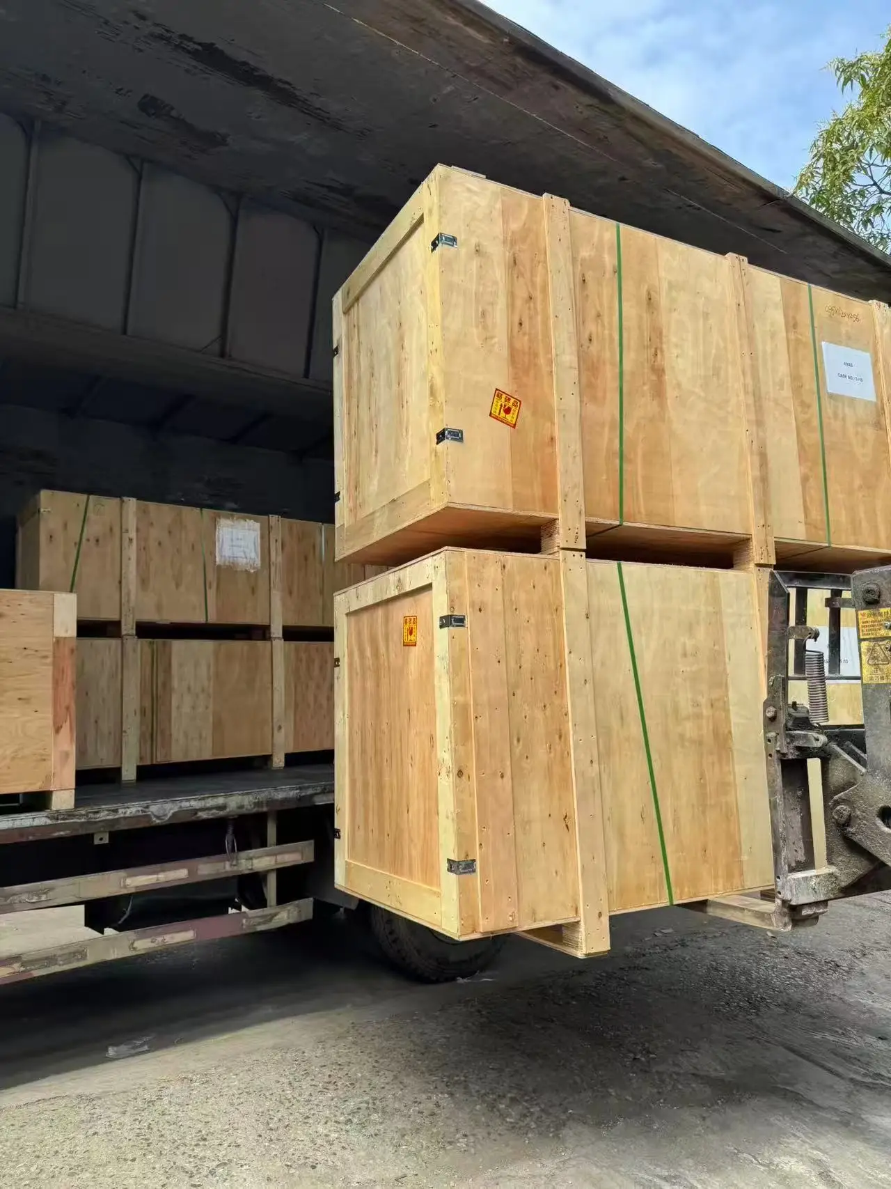 Packaging & shipping specifications