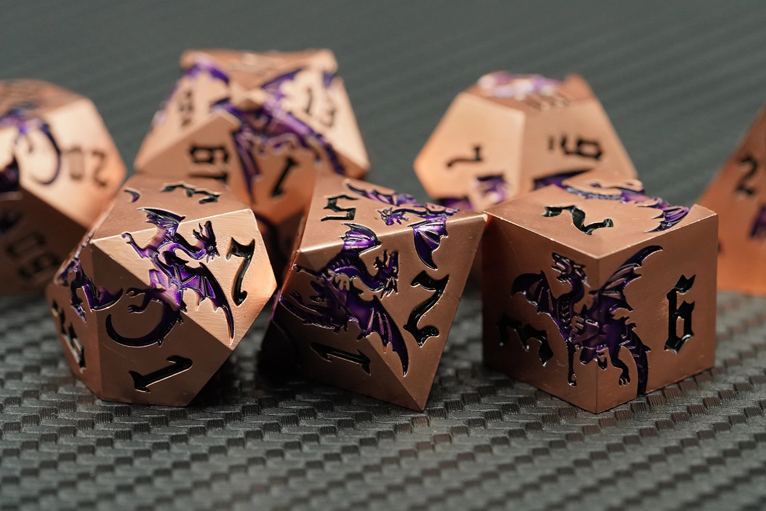 Custom Metal Dice Board Game Zinc Alloy Game Dice Purple Dragon Polyhedral Dice Set details