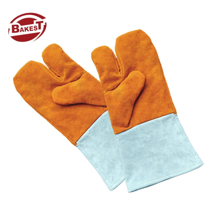 High-Temperature Resistant Two-Color Cotton Leather Baking Gloves Waterproof and Versatile Use in Multiple Scenarios