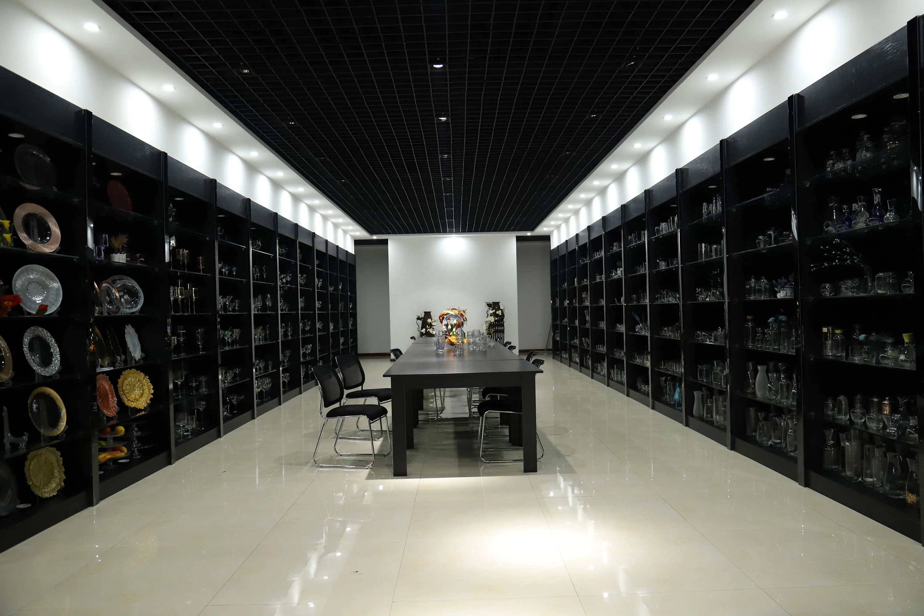 Shanxi Hongguangchen Glassware Co., Ltd.
