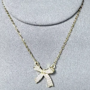 New Luxury Copper Alloy Gifts Accessories Light Zirconia Collarbone Chain Bow butterfly Pendant Necklace Gifts for Women