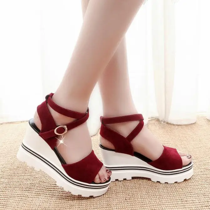 2022 New Korean Version of High Heels Women's Thick-soled Sponge Cake Fish Mouth Shoes Cross Buckle Wedge Heel Women's Sandals
